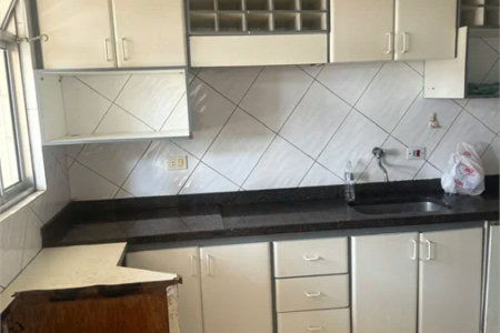 Sobrado à venda com 5 quartos em Bela Vista, Osasco, SP
