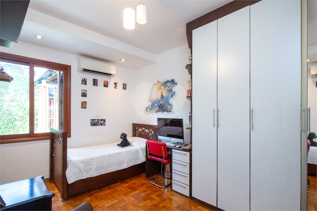 Casa Térrea à venda com 3 quartos, sendo 1 suíte, em Brooklin, São Paulo, SP