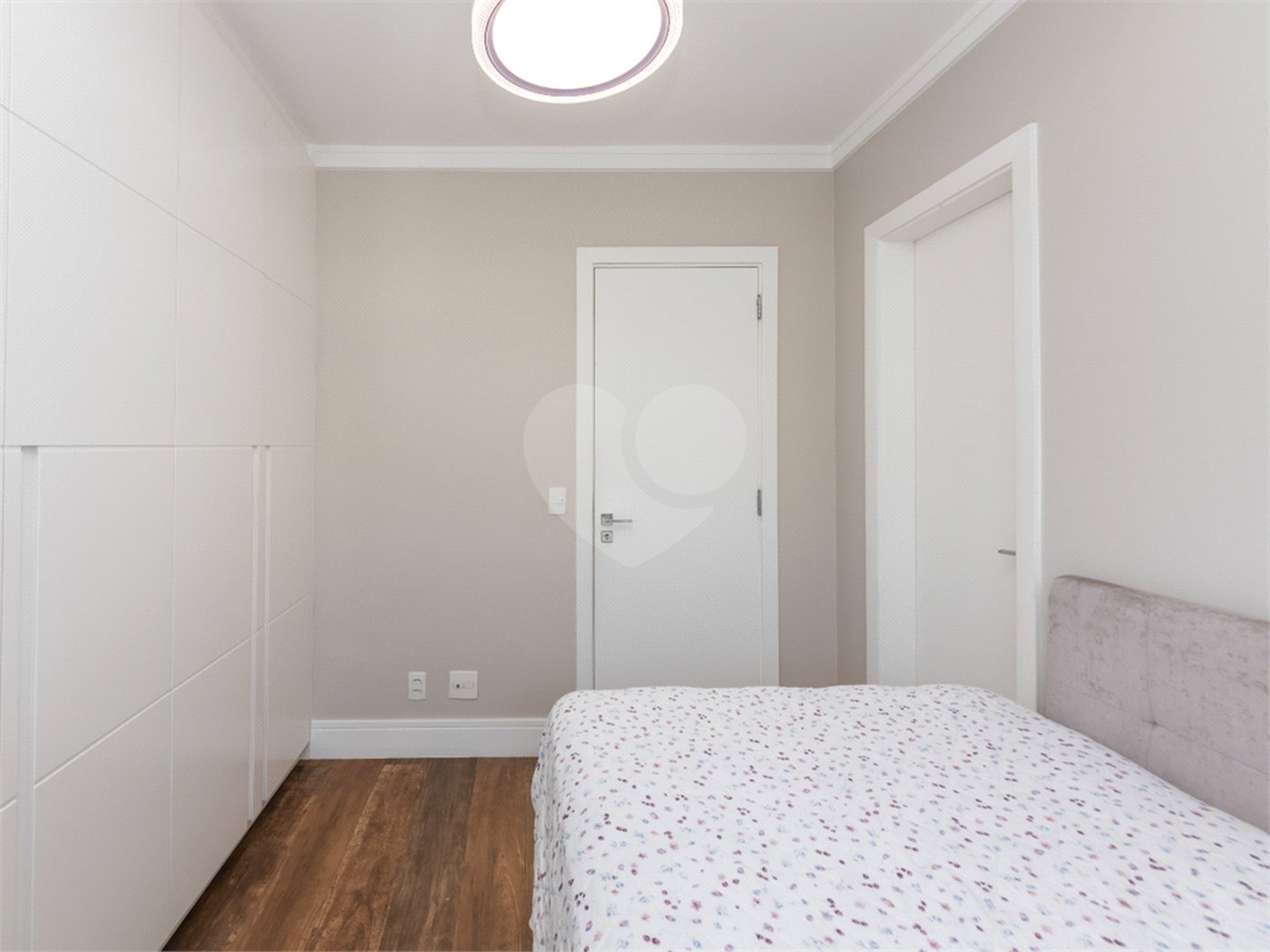 Apartamento à venda com 4 quartos, sendo 3 suítes, em Brooklin Paulista, São Paulo, SP