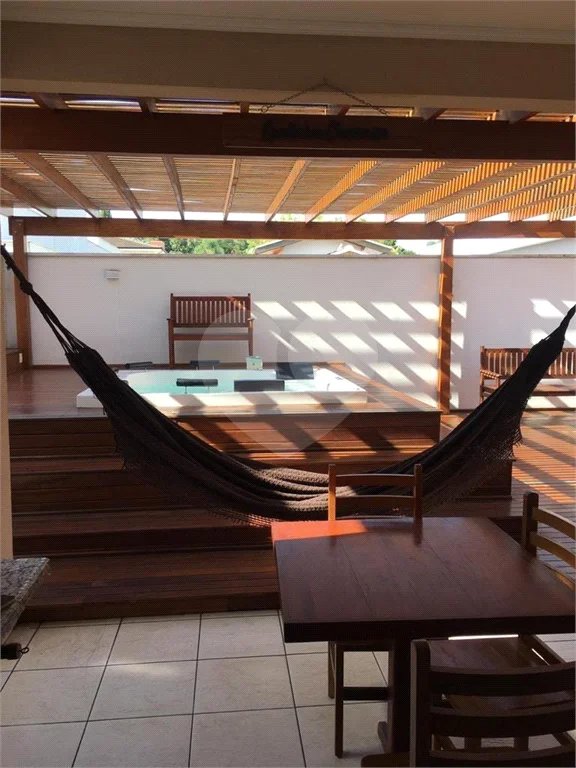 Casa à venda com 3 quartos, sendo 1 suíte,  em Pinheirinho, Vinhedo, SP