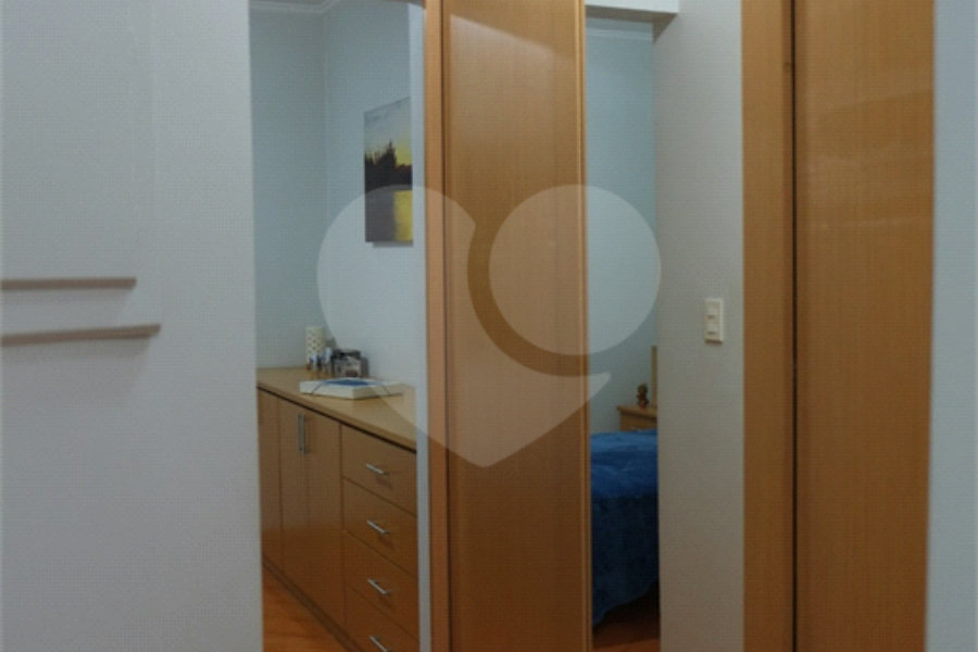 Sobrado à venda com 3 quartos, sendo 1 suíte, em Parque Novo Mundo, São Paulo, SP