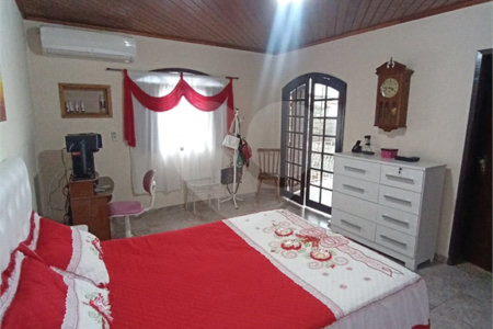 Casa à venda com 1 suíte em Santíssimo, Rio de Janeiro, RJ