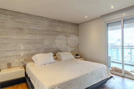 Apartamento à venda com 4 suítes em Campo Belo, São Paulo, SP