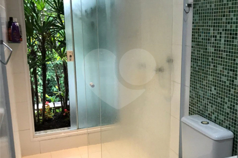 Casa à venda com 3 suítes no condomínio Alpes da Cantareira, Mairiporã - SP