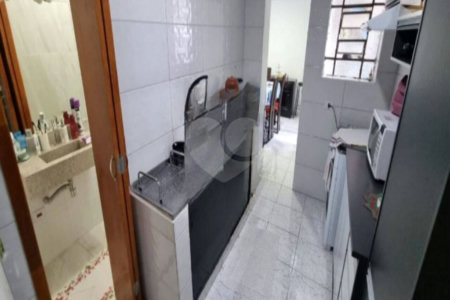 Casa à venda com 3 quartos, sendo 1 suíte, em Vila Carrão, São Paulo, SP