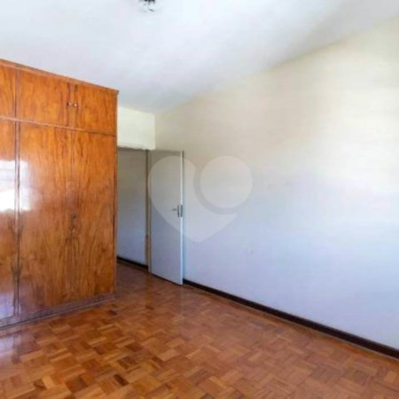 Sobrado à venda com 3 quartos em Jardim Franca, São Paulo, SP