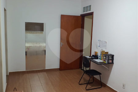 Sobrado à venda com 3 quartos, sendo 2 suítes,  em Jardim Wanel Ville V, Sorocaba, SP