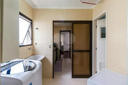 Apartamento à venda com 4 quartos, sendo 3 suítes, em Vila Andrade, São Paulo, SP