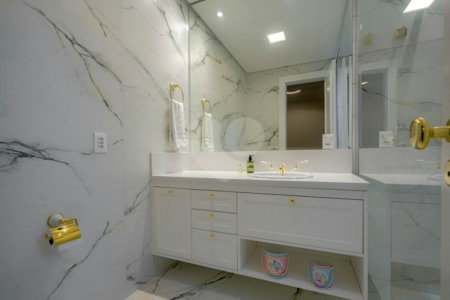 Apartamento à venda com 3 quartos, sendo 1 suíte, em Higienópolis, São Paulo, SP