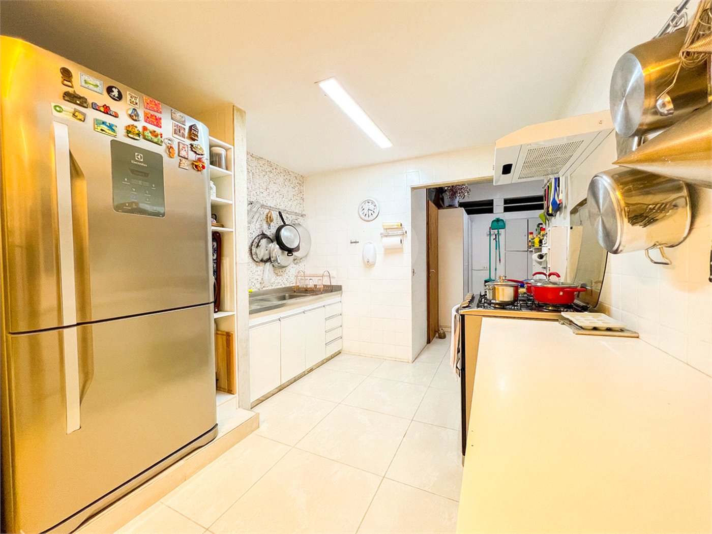 Apartamento à venda com 4 quartos, sendo 1 suíte, em Copacabana, Rio de Janeiro, RJ