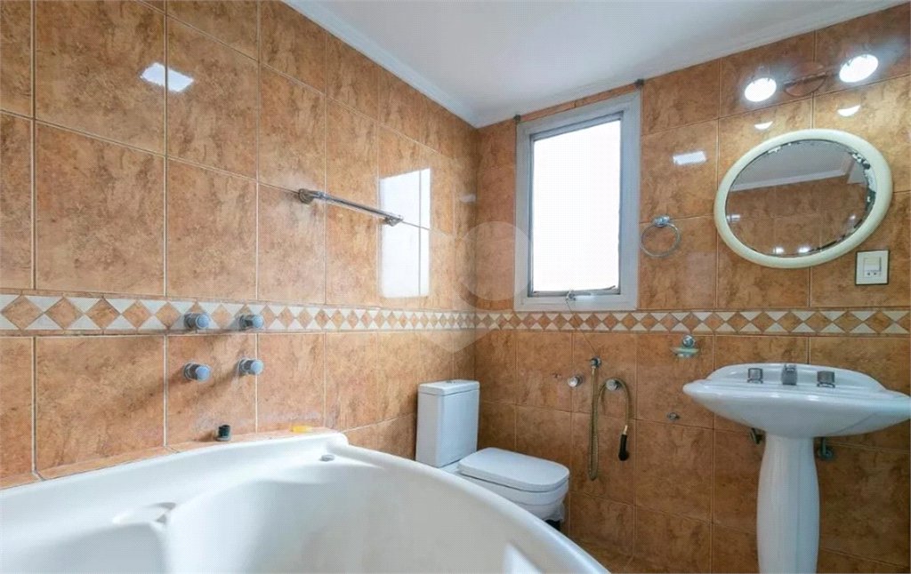 Apartamento à venda com 1 suíte em Vila Carrão, São Paulo, SP