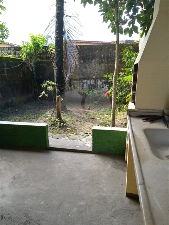 Casa Térrea à venda com 2 quartos, sendo 1 suíte, no Centro, Itanhaém, SP