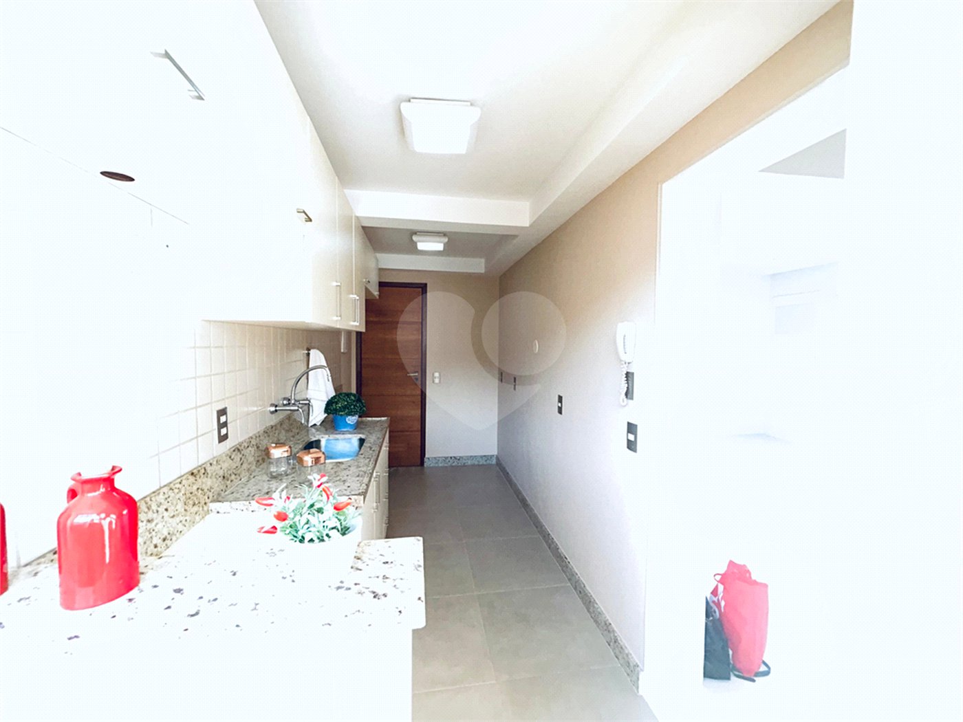 Apartamento à venda com 2 quartos, sendo 1 suíte, em Grajaú, Rio de Janeiro, RJ