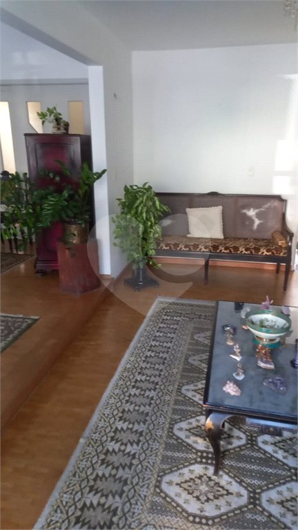 Casa Térrea à venda com 3 quartos, sendo 1 suíte,  em Aclimação, São Paulo, SP