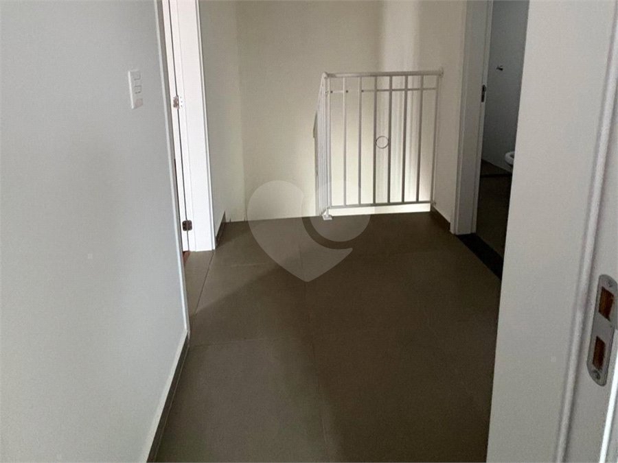 Casa à venda ou para alugar com 3 quartos, sendo 1 suíte,  no condomínio Residencial Villa Flora, Votorantim - SP