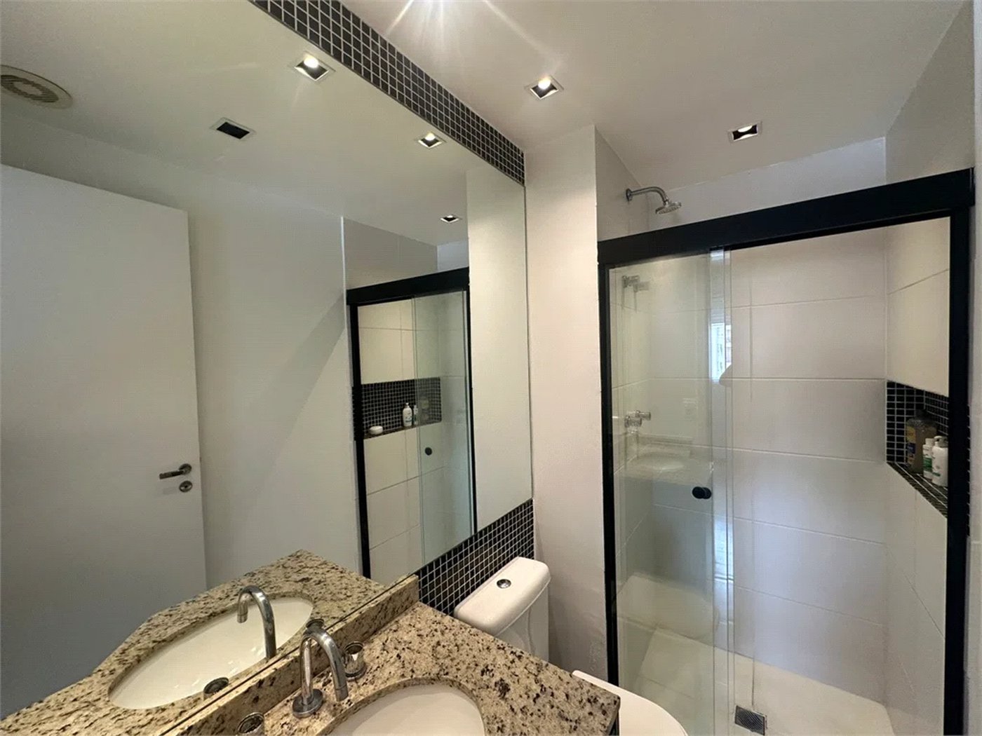 Apartamento à venda com 2 suítes em Vila Andrade, São Paulo, SP