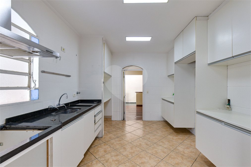 Casa à venda com 3 quartos, sendo 1 suíte, em Brooklin, São Paulo, SP