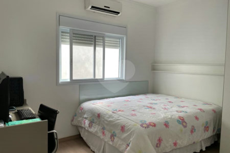 Casa à venda com 4 suítes em Suru, Santana de Parnaíba, SP