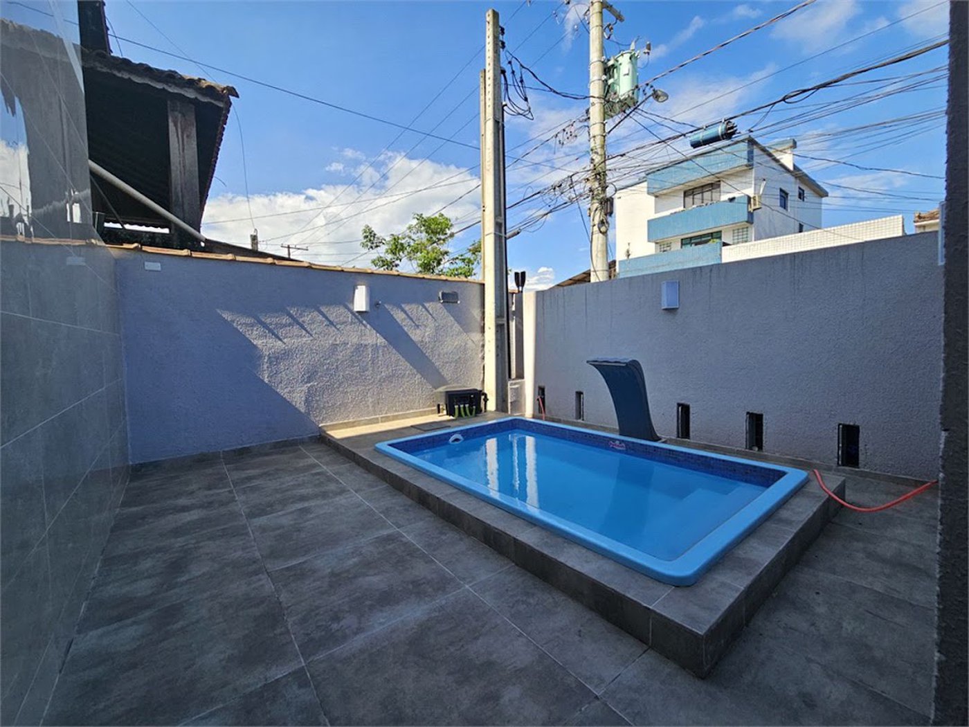 Casa com 2 dormitórios à venda, 95 m² por R$ 595.000,00 - Macuco - Santos/SP