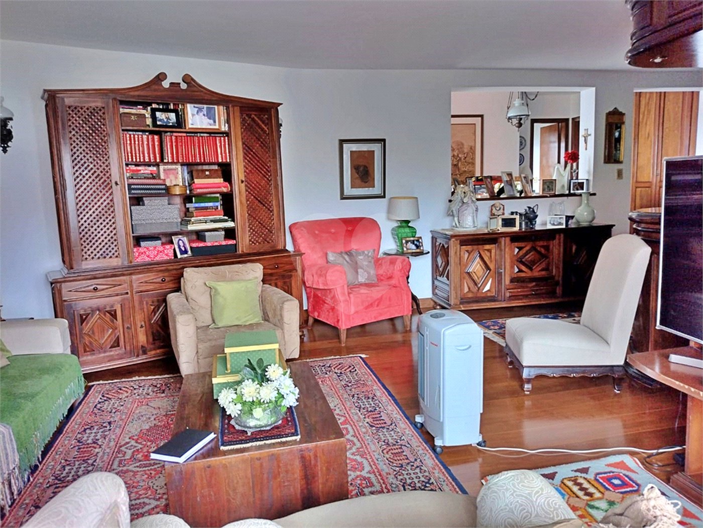 Apartamento à venda com 4 quartos, sendo 3 suítes, em Indianópolis, São Paulo, SP