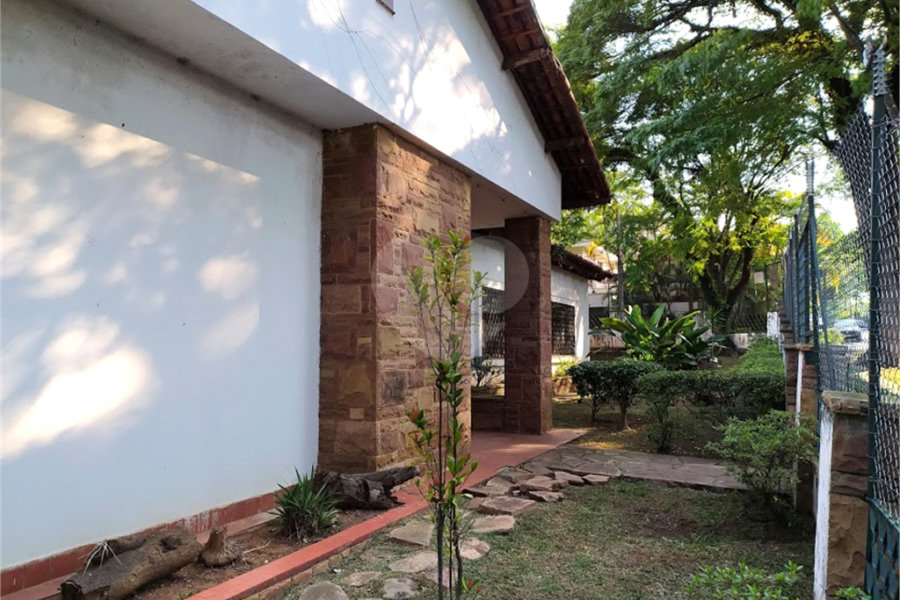 Casa com 4 quartos á venda em Brooklin, São Paulo - SP ou um novo projeto.