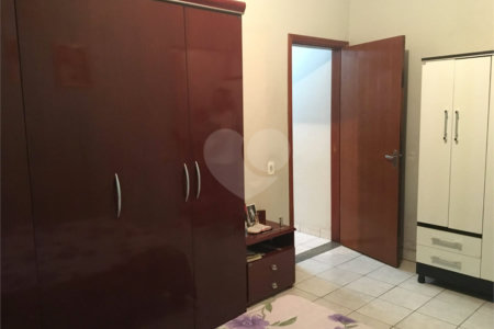 Casa à venda com 3 quartos, sendo 1 suíte, em Jardim Santa Efigênia, Salto, SP
