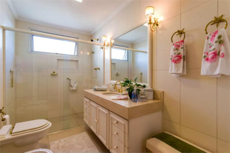 Apartamento à venda com 4 quartos, sendo 2 suítes, em Real Parque, São Paulo, SP
