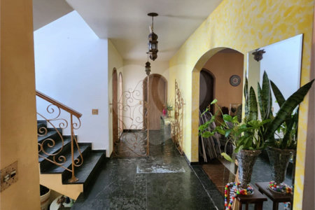 Sobrado à venda com 4 quartos, sendo 2 suítes, em Jardim Leonor, São Paulo, SP