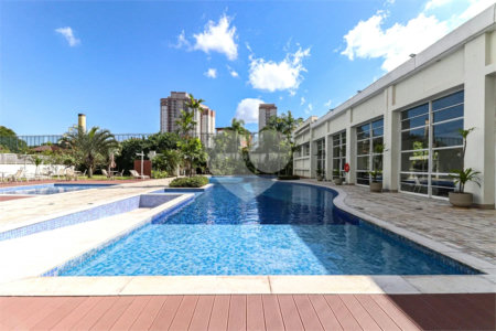 Apartamento à venda com 3 suítes em Rio Pequeno, São Paulo, SP