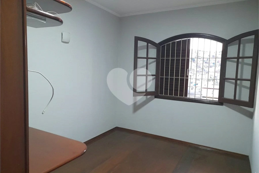 Sobrado à venda com 4 quartos, sendo 1 suíte, em Jaçanã, São Paulo, SP