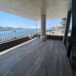 Apartamento T4 à venda em Lordelo do Ouro, Porto, Portugal – 240 m²