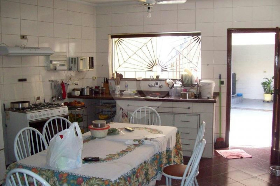 Casa Térrea à venda com 3 suítes em Parque Novo Mundo, São Paulo, SP