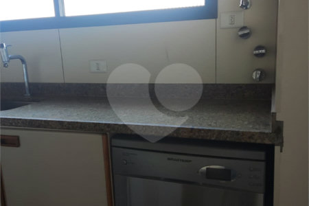 Apartamento à venda com 4 suítes em Moema, São Paulo, SP
