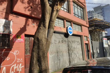 Casa à venda com 2 quartos, sendo 1 suíte, em Pinheiros, São Paulo, SP