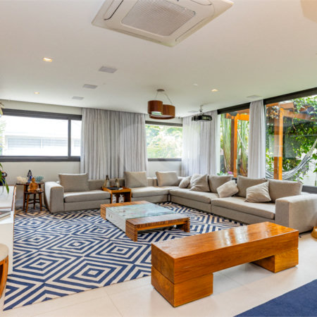 Casa à venda com 4 suítes no condomínio Roma, São Paulo - SP