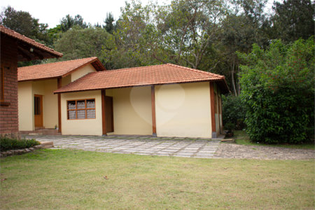 Sítio à venda com 4 quartos, sendo 2 suítes, em Jardim Guaçu, São Roque, SP
