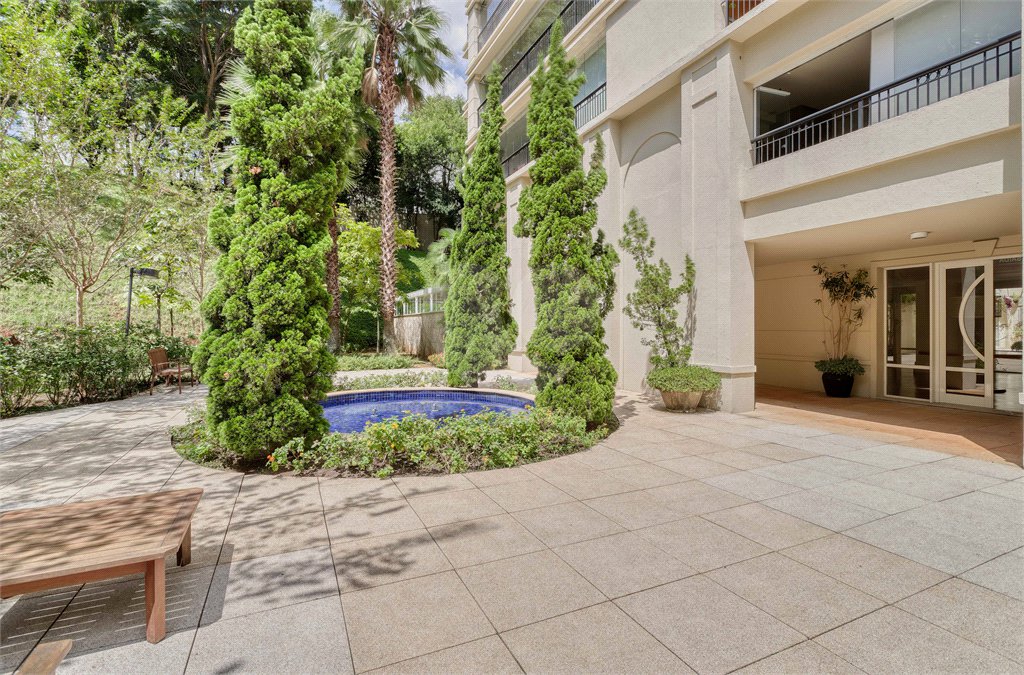 Apartamento à venda com 4 suítes em Alto da Boa Vista, São Paulo, SP