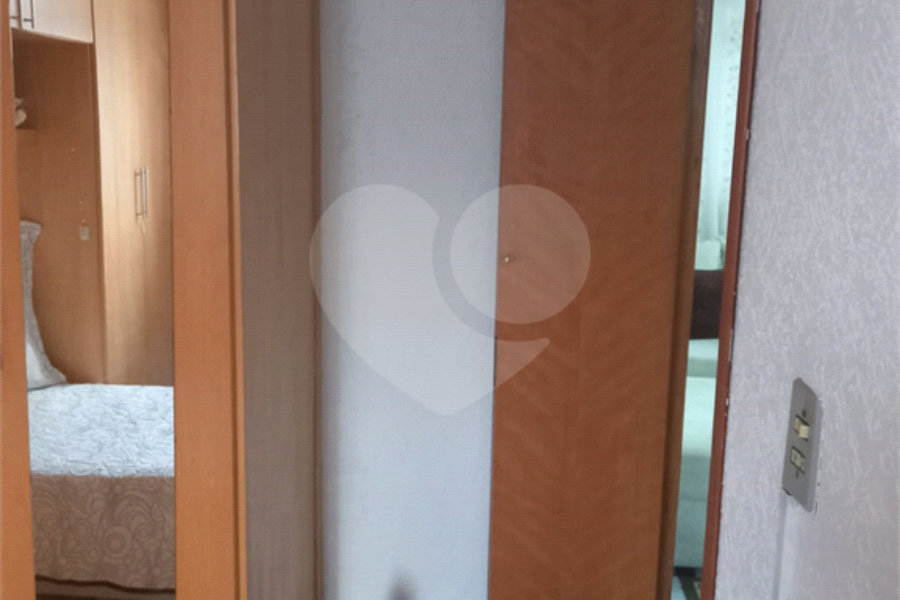 Apartamento à venda com 2 quartos em Horto, São Paulo, SP