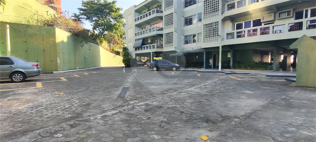 Apartamento à venda com 3 quartos, sendo 1 suíte, em Campo Grande, Rio de Janeiro, RJ