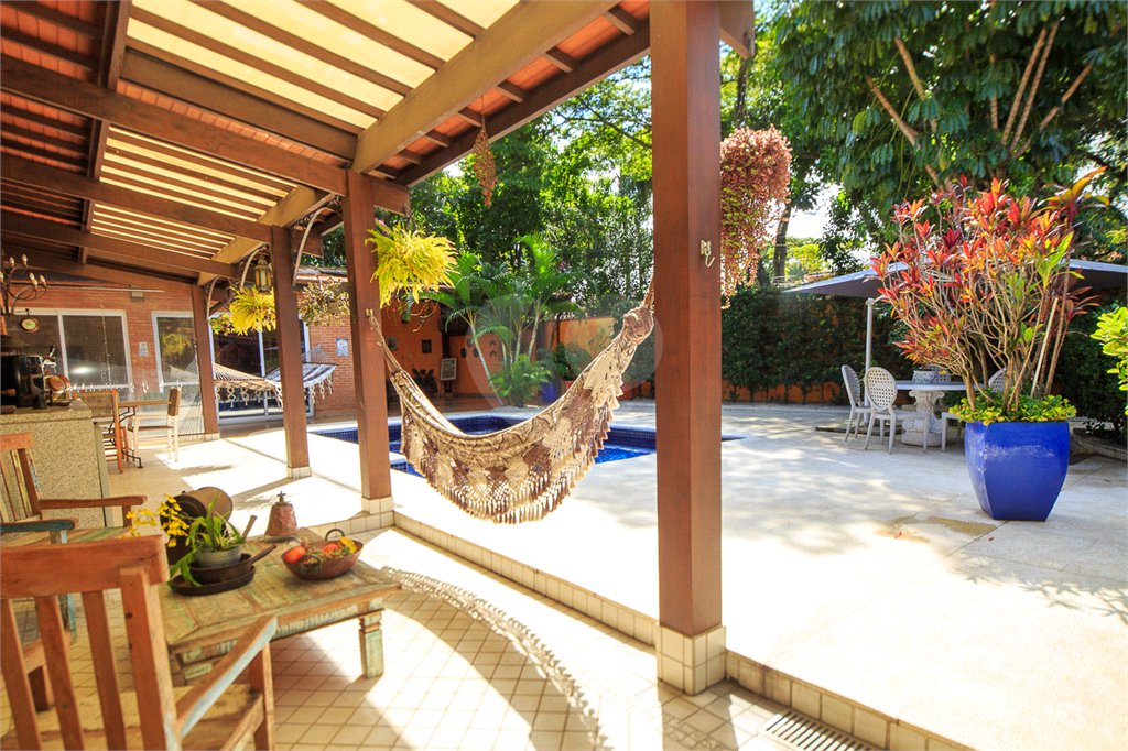 Casa Térrea à venda com 4 quartos, sendo 2 suítes, em Jardim Petrópolis, São Paulo, SP