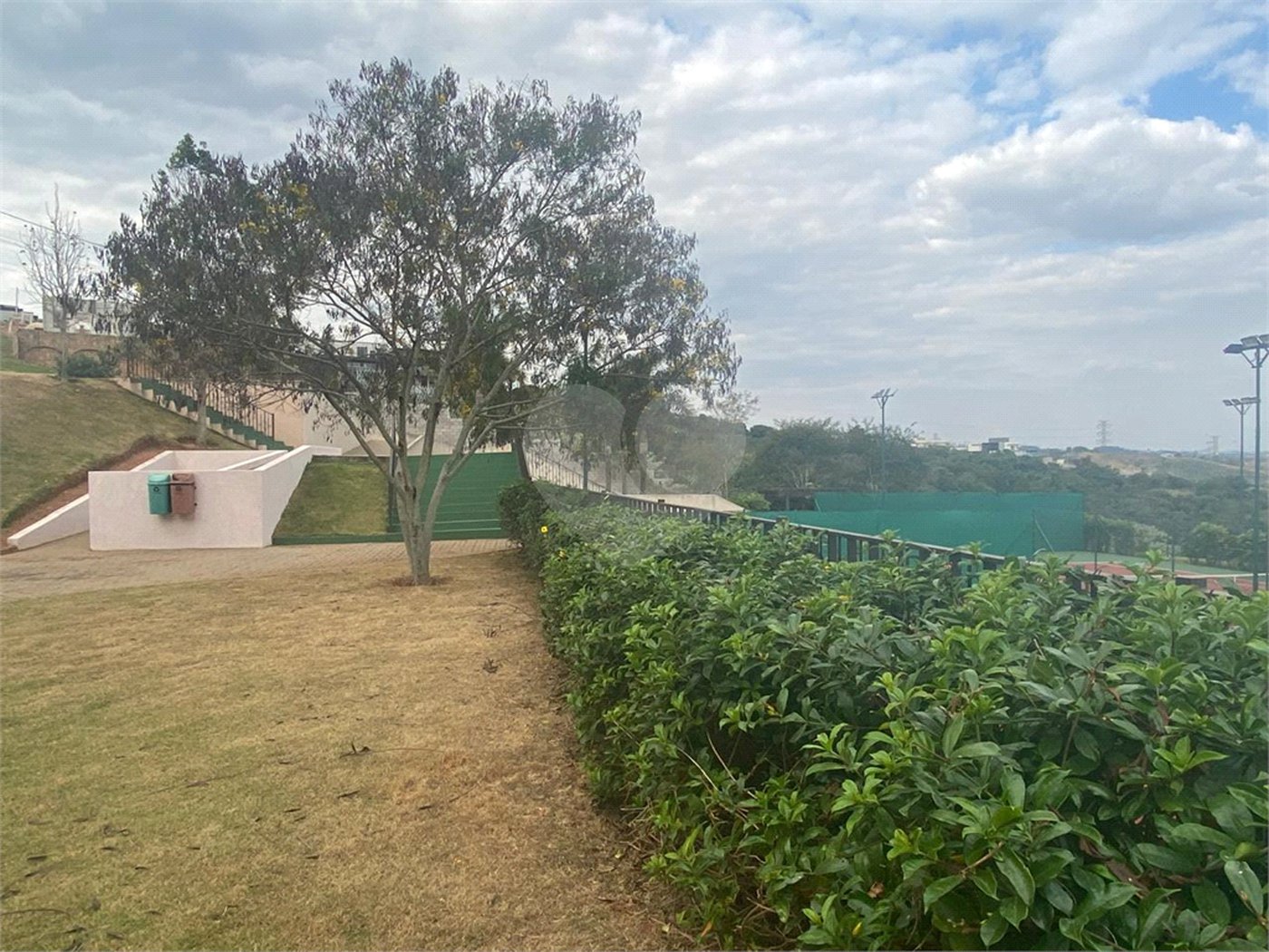 Terreno à venda no condomínio Campo de Toscana, Vinhedo - SP