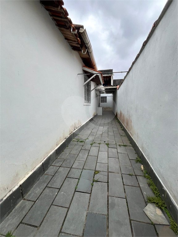 Casa à venda com 3 quartos em Conjunto Habitacional São Sebastião, Mogi das Cruzes, SP