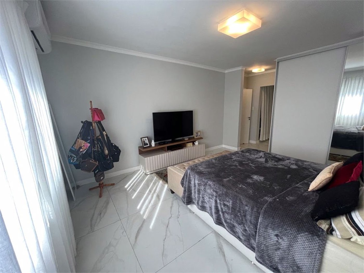 Apartamento Residencial à venda, Gonzaga, Santos - AP0199.