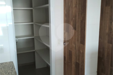 Casa para alugar com 3 suítes no condomínio Residencial Alto de Itaici, Indaiatuba - SP