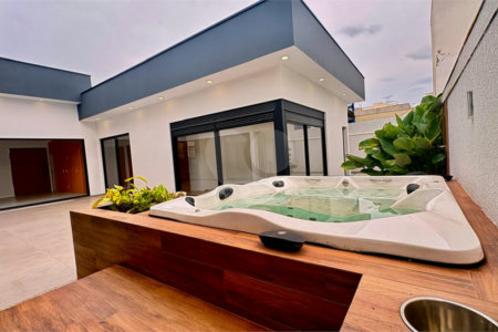 Casa à venda com 3 suítes no condomínio Campos do Conde I e II, Sorocaba - SP