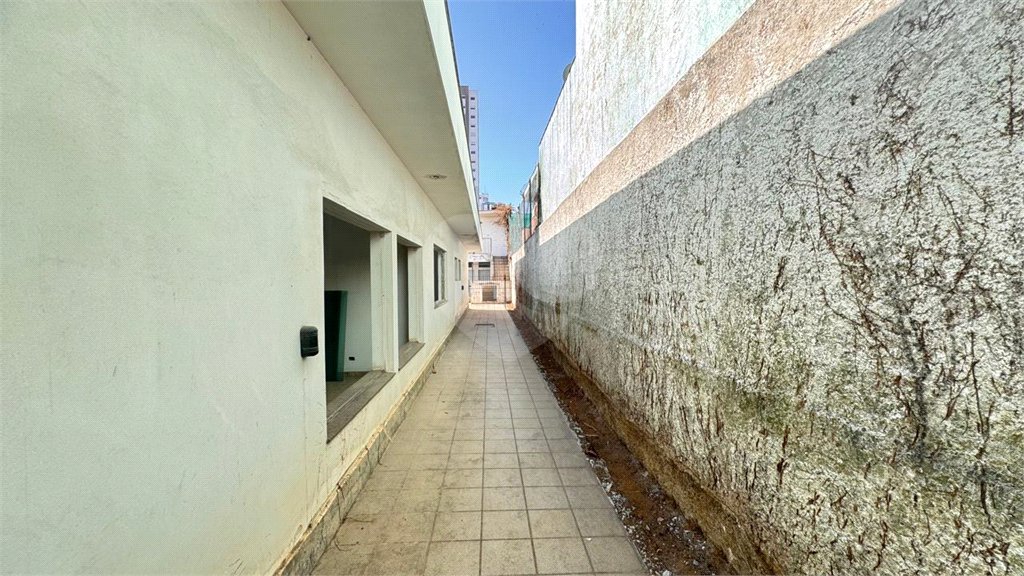 Casa para alugar com 5 quartos, sendo 2 suítes, no Centro, Suzano, SP