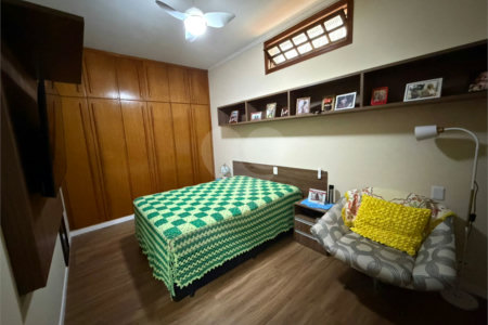 Sobrado à venda com 4 quartos, sendo 2 suítes, em Vila Medeiros, São Paulo, SP