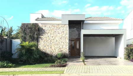 Casa à venda com 4 suítes no condomínio Alphaville Nova Esplanada 3, Votorantim - SP