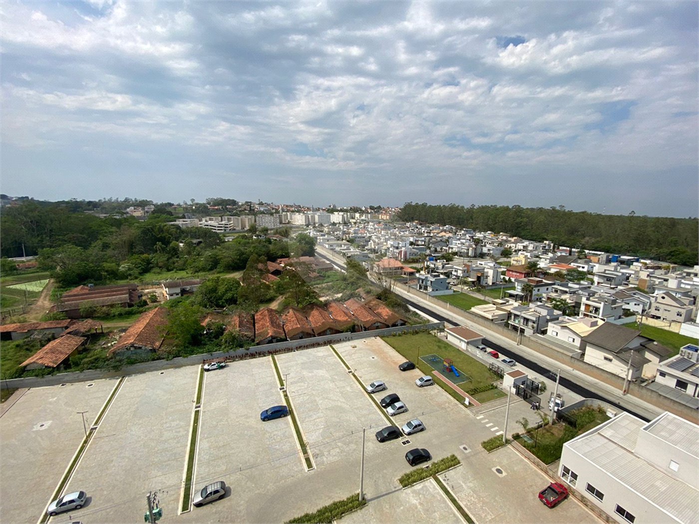 Apartamento à venda com 2 quartos em Botujuru, Mogi das Cruzes, SP