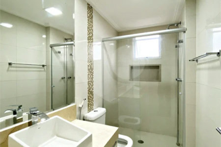 Apartamento à venda com 3 suítes em Santa Teresinha, São Paulo, SP